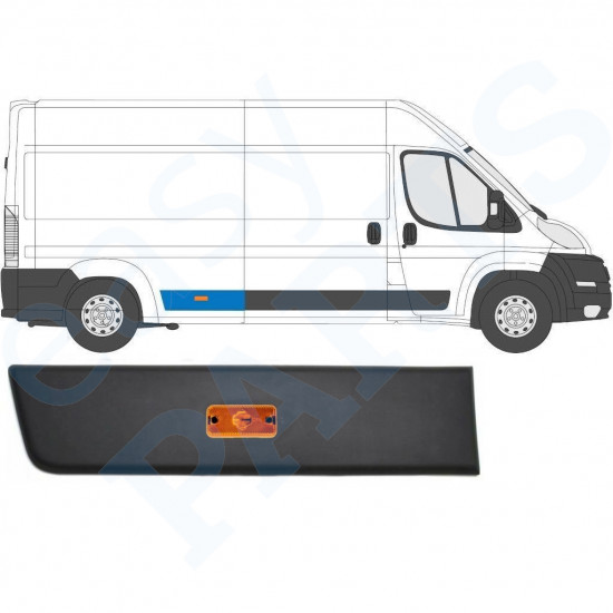 Moldura lateral traseira com Luz para Fiat Ducato 2006- / Direito /  10680