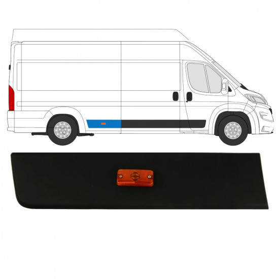 Moldura lateral traseira com Luz