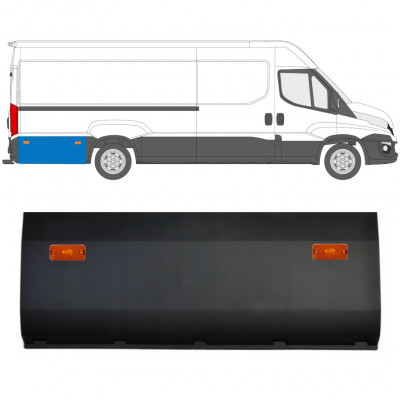 Moldura lateral traseira atrás da roda com Luz para Iveco Daily 2014-  / LWB / Esquerda = Direita (simétrico) 11979