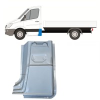 Painel de reparação do canto traseiro para Mercedes Sprinter 2006-2018 / Esquerdo / Cabine simples 15070