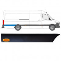 Moldura lateral do guarda-lamas traseiro com Luz para Mercedes Sprinter 2018- / Direito / Conjunto 12970
